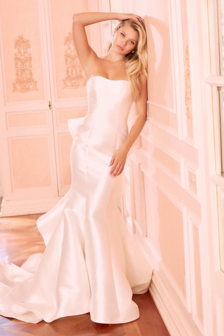 Sherri hill